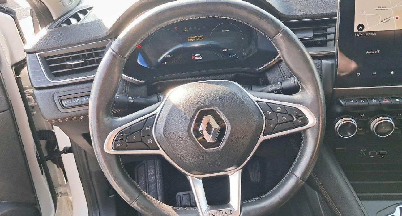 Renault CAPTUR E-Tech Plug-in 160 Initiale Paris 6