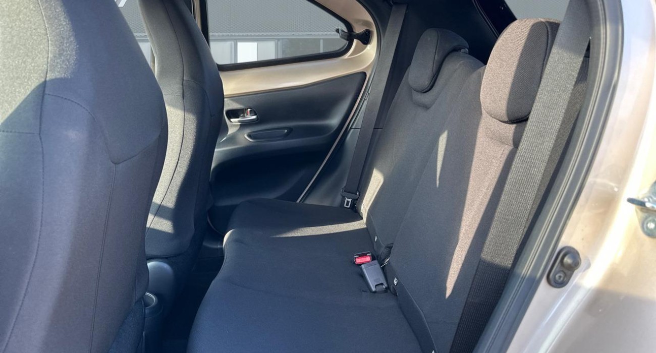 Toyota AYGO Aygo X 1.0 VVT-i 72 Design 11