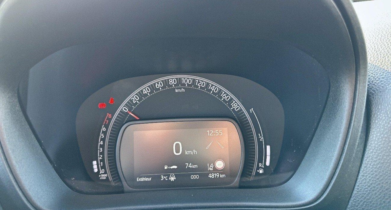 Toyota AYGO Aygo X 1.0 VVT-i 72 Design 6