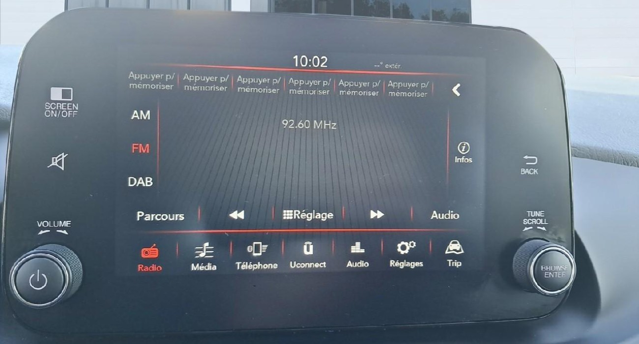 Fiat TIPO Tipo Cross 5 Portes 1.0 Firefly Turbo 100 ch S&S (RED) 13