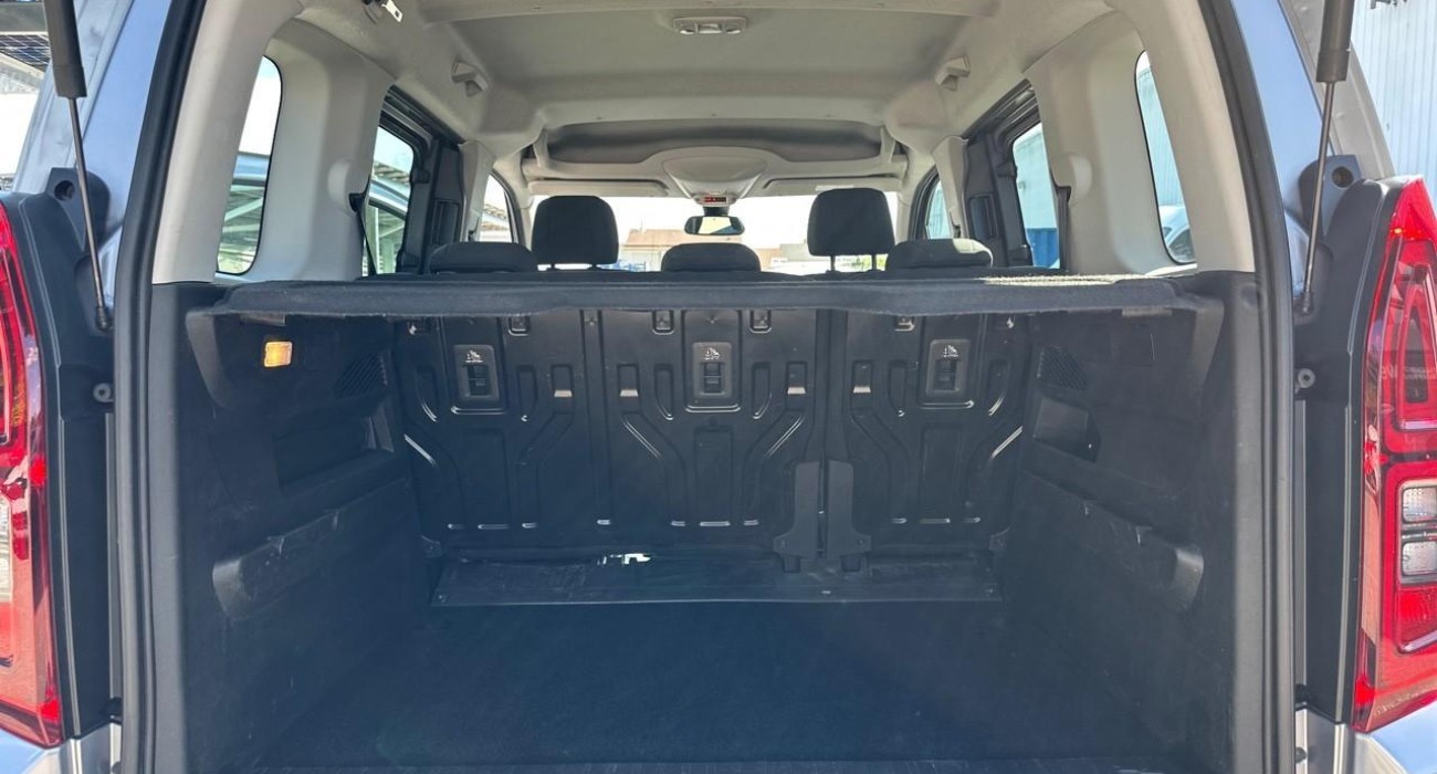 Opel COMBO Combo Life L1H1 1.5 Diesel 100 ch Start/Stop Edition 12