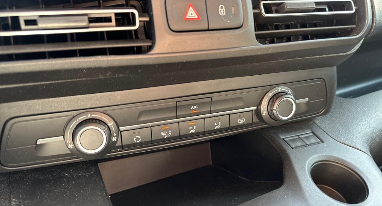 Opel COMBO Combo Life L1H1 1.5 Diesel 100 ch Start/Stop Edition 7