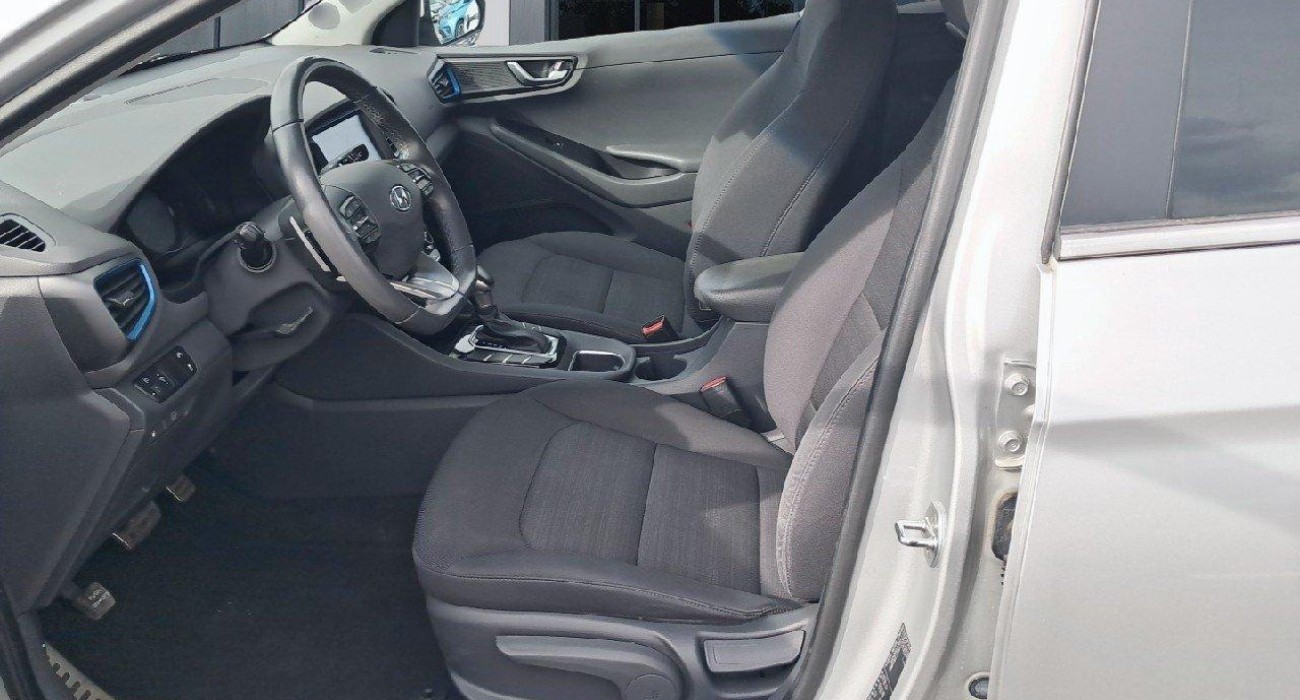 Hyundai IONIQ Hybrid 141 ch Creative 10