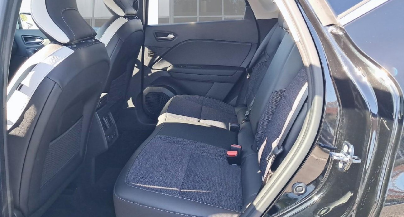 Renault CAPTUR TCe 90 Techno 11