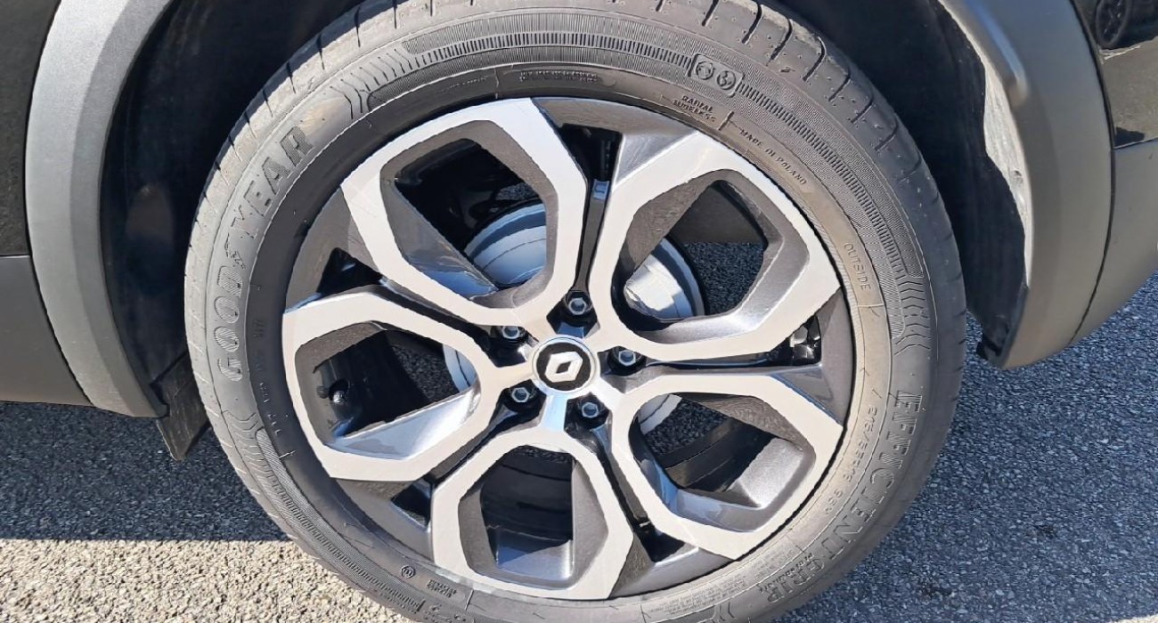 Renault CAPTUR TCe 90 Techno 13