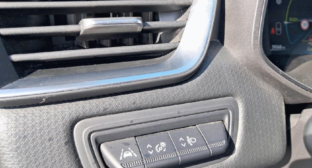 Renault CLIO Clio E-Tech 140 - 21N Business 15