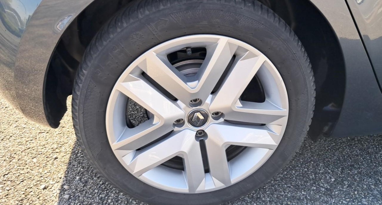 Renault CLIO Clio E-Tech 140 - 21N Business 6