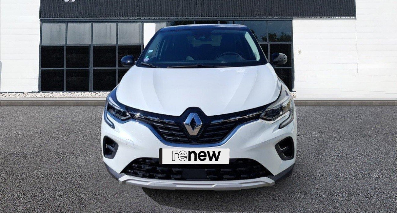 Renault CAPTUR TCe 100 Intens 4