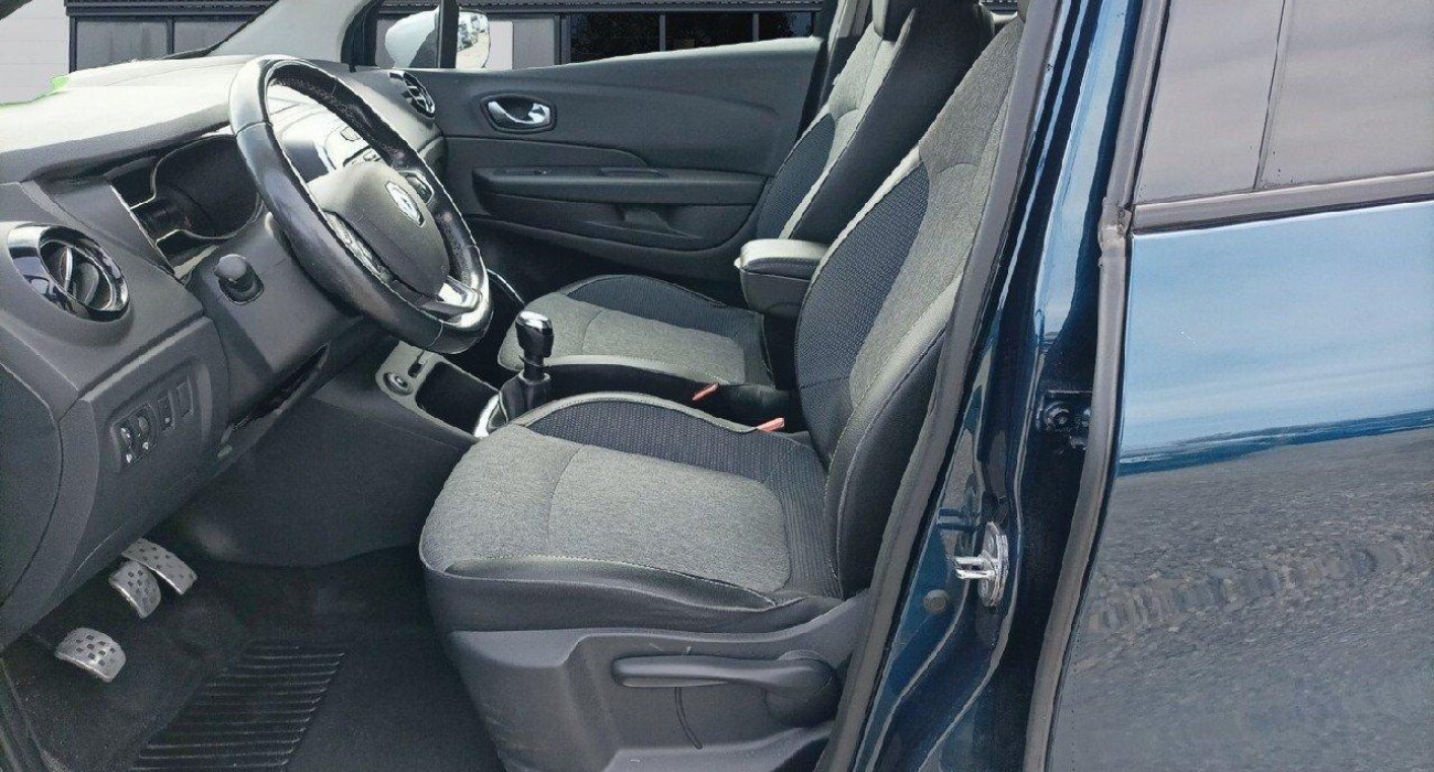 Renault CAPTUR TCe 150 FAP Intens 10