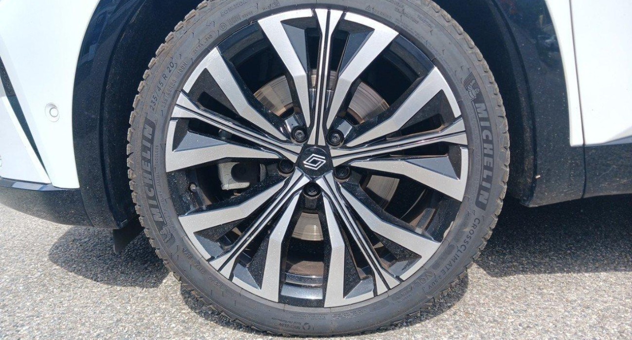Renault AUSTRAL E-Tech hybrid 200 Iconic 13