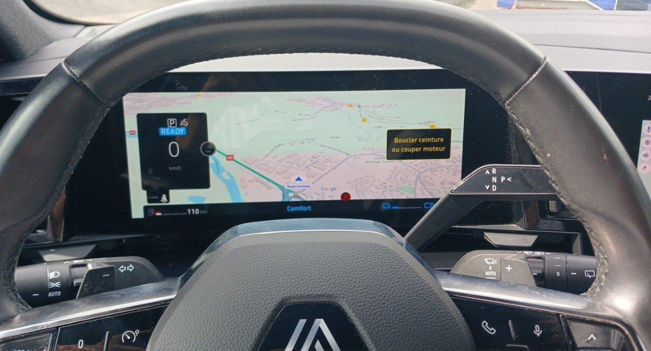 Renault AUSTRAL E-Tech hybrid 200 Iconic 14