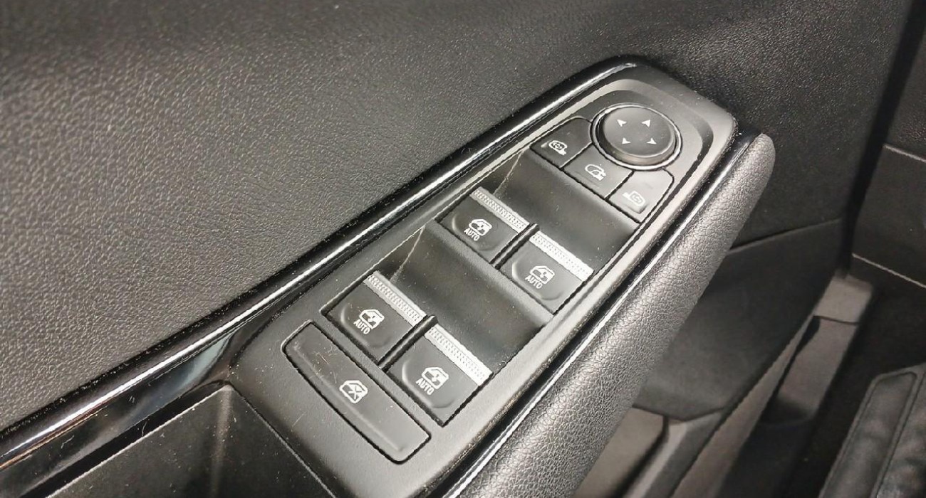 Renault AUSTRAL E-Tech hybrid 200 Iconic 9