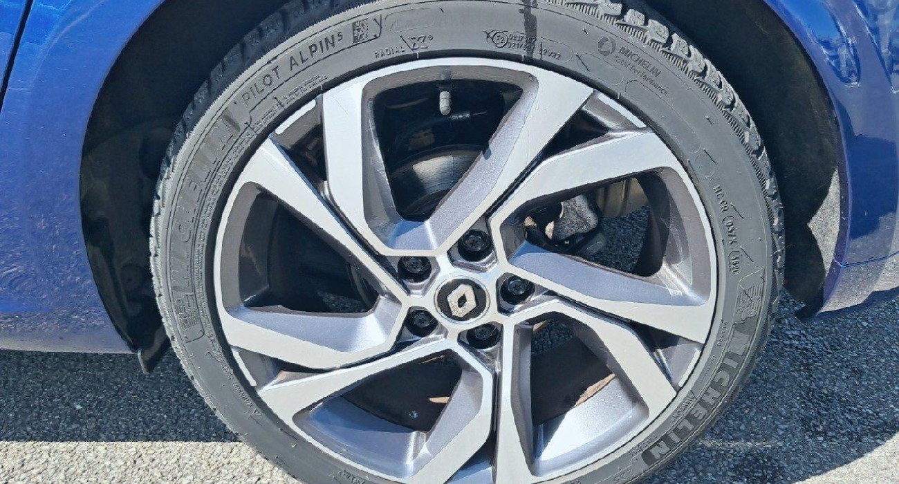 Renault MEGANE Mégane IV Berline TCe 160 EDC FAP R.S. Line 13