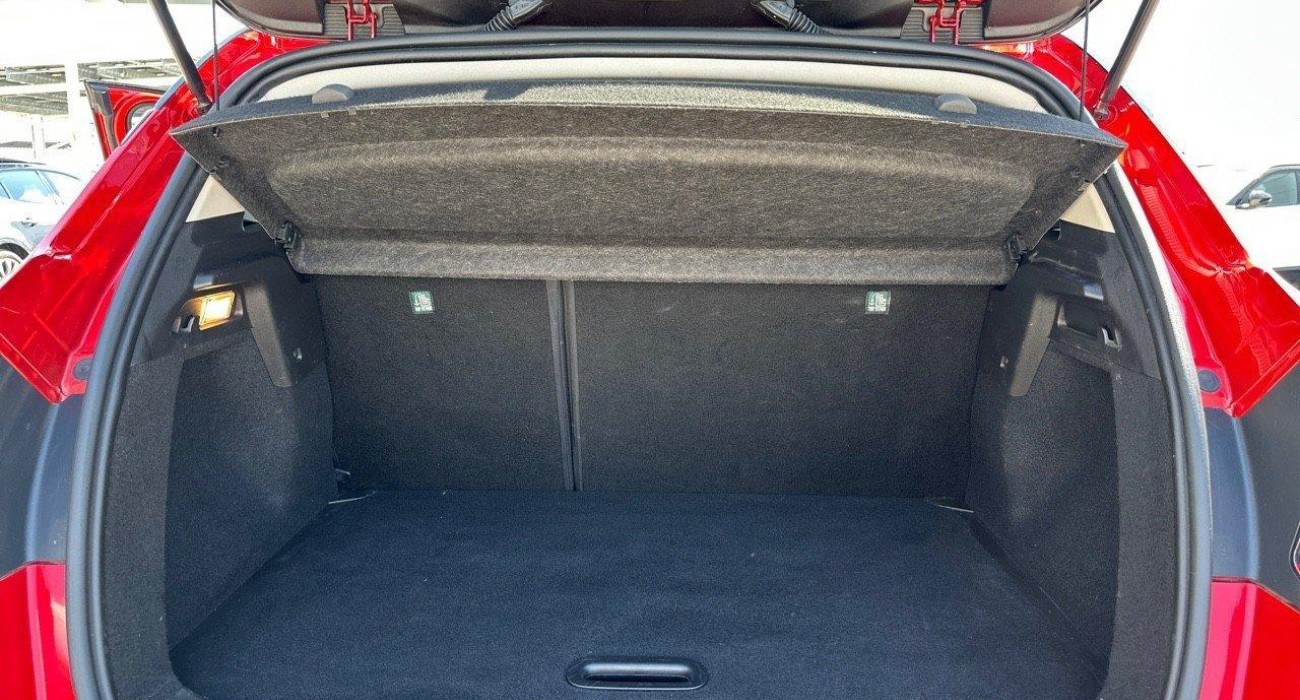 Renault CAPTUR TCe 90 Intens 12