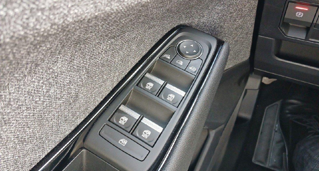 Renault ESPACE Espace E-Tech hybrid 200 Techno 9
