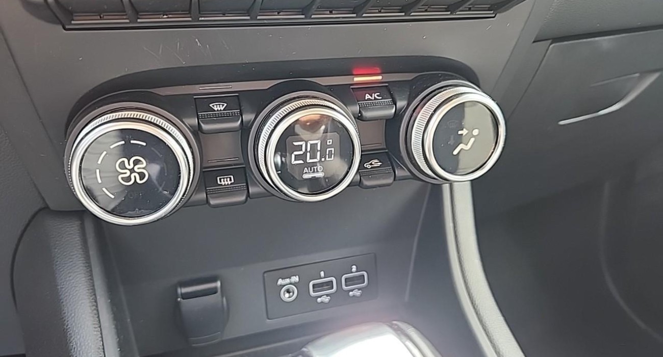 Renault CAPTUR E-Tech 145 - 21 Intens 7