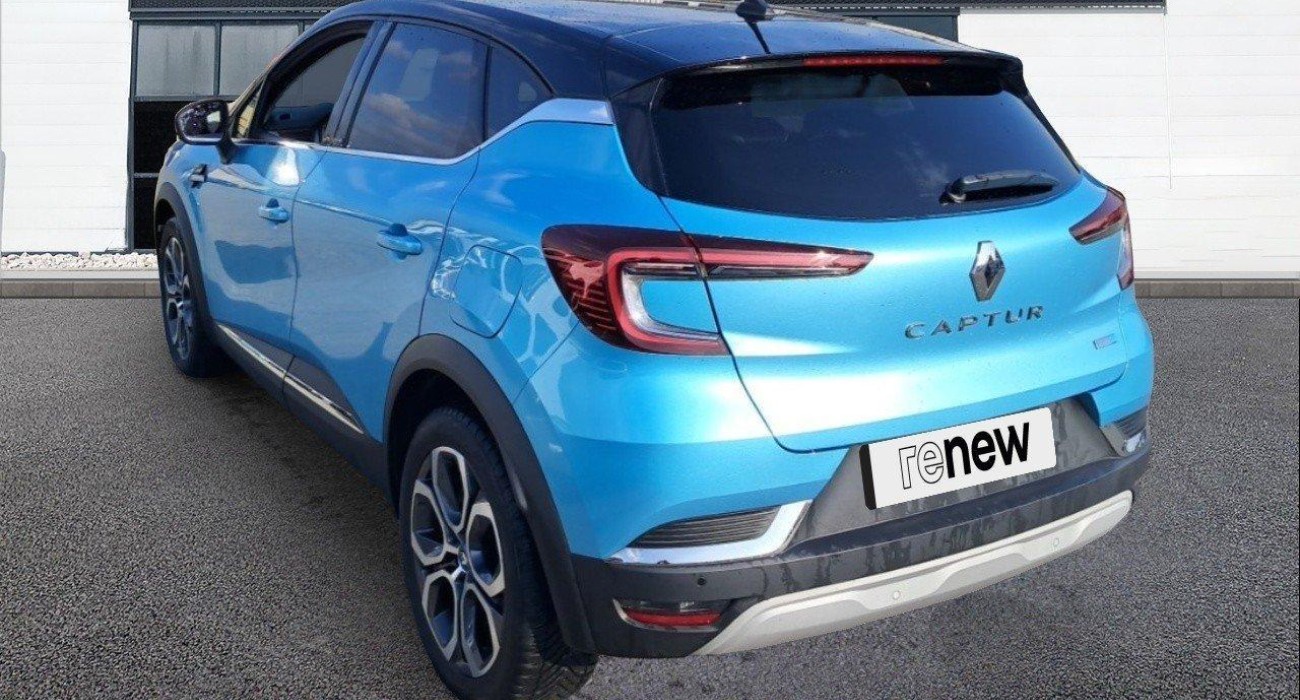 Renault CAPTUR E-Tech Plug-in 160 Intens 3