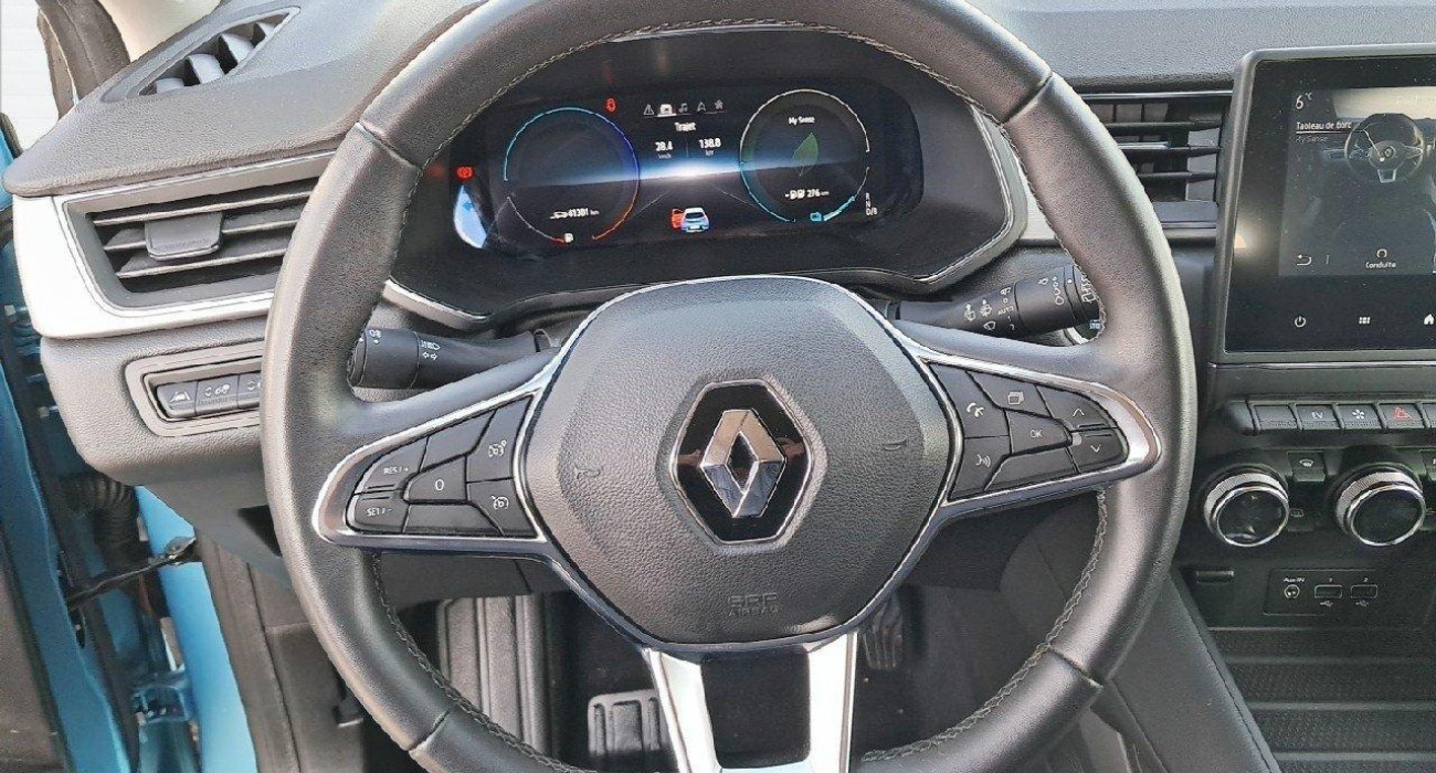 Renault CAPTUR E-Tech Plug-in 160 Intens 6
