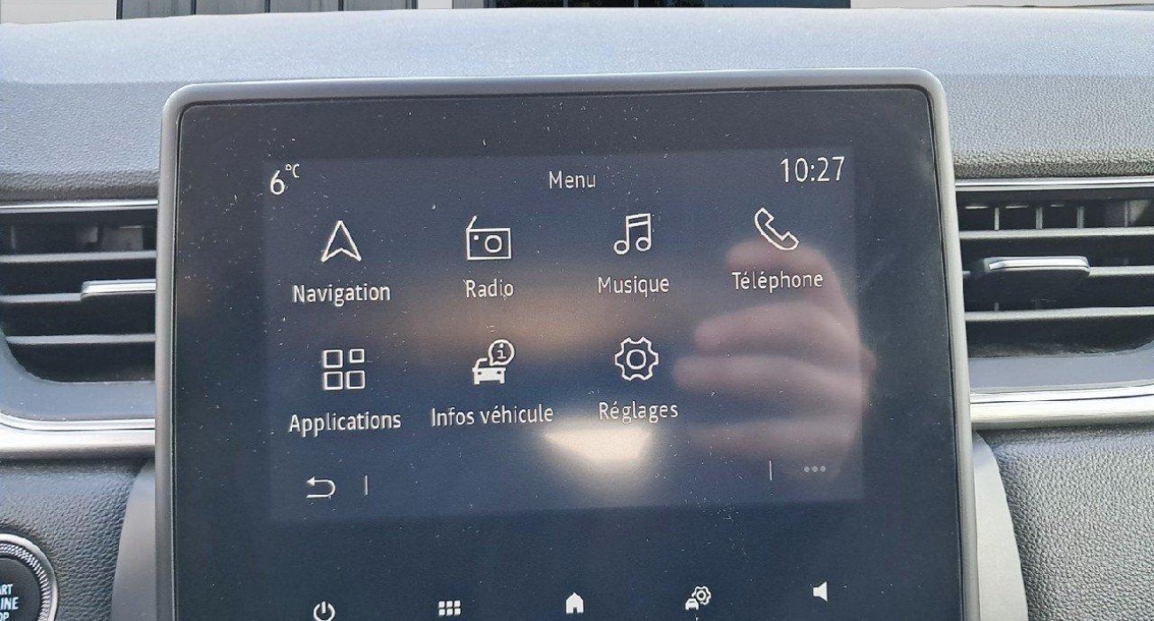 Renault CAPTUR E-Tech Plug-in 160 Intens 8