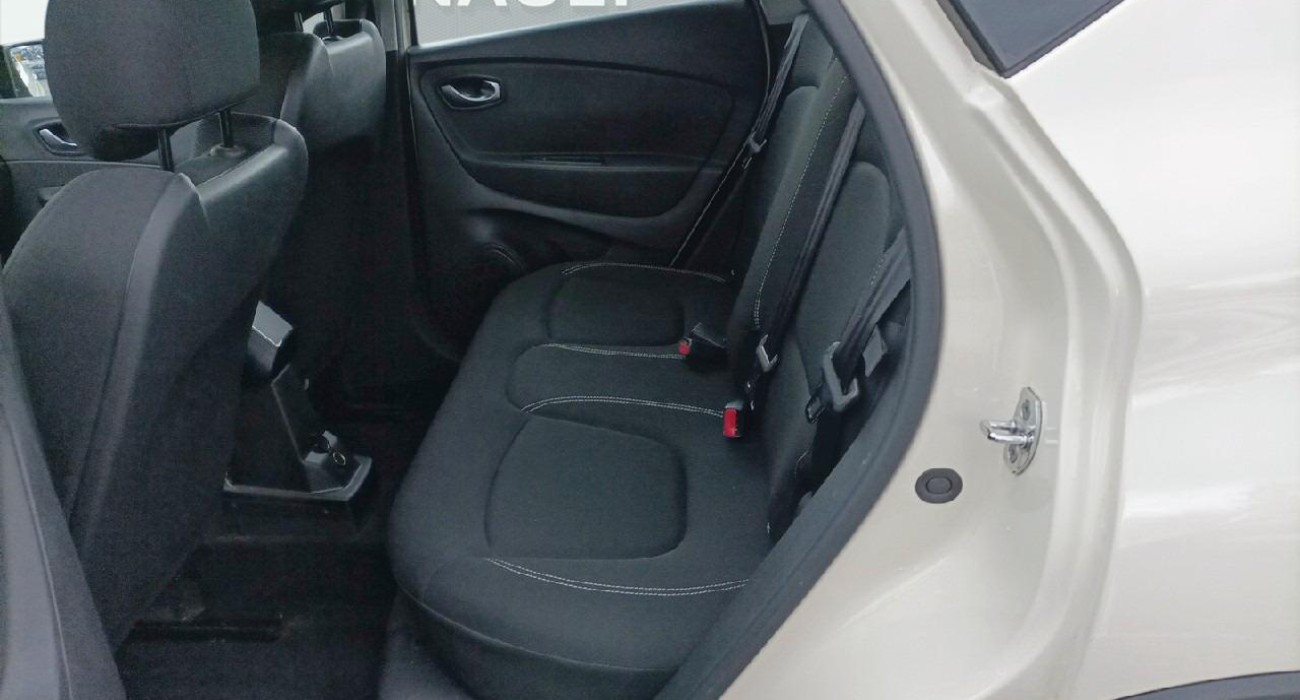 Renault CAPTUR TCe 120 Energy EDC Zen 13