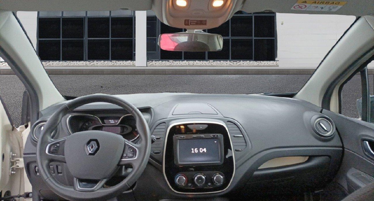 Renault CAPTUR TCe 120 Energy EDC Zen 8