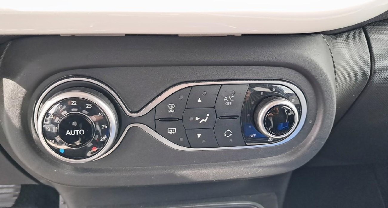 Renault TWINGO Twingo III Achat Intégral Intens 7