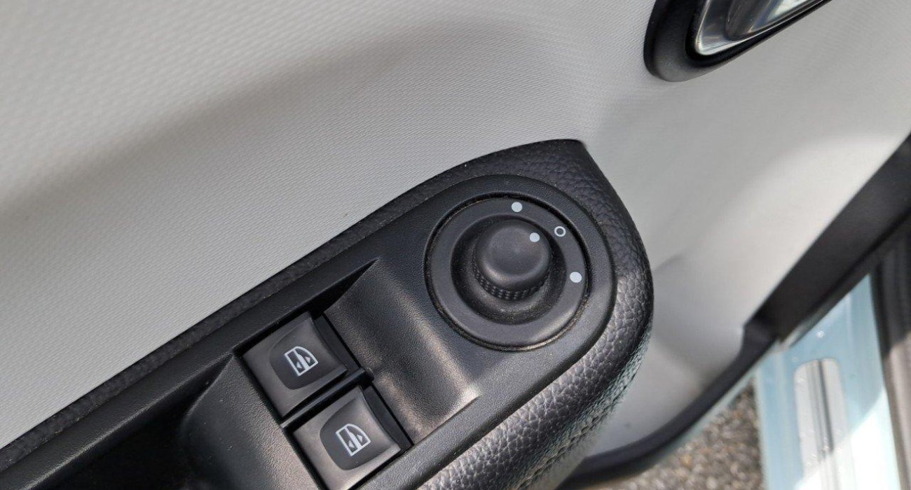 Renault TWINGO Twingo III Achat Intégral Intens 9