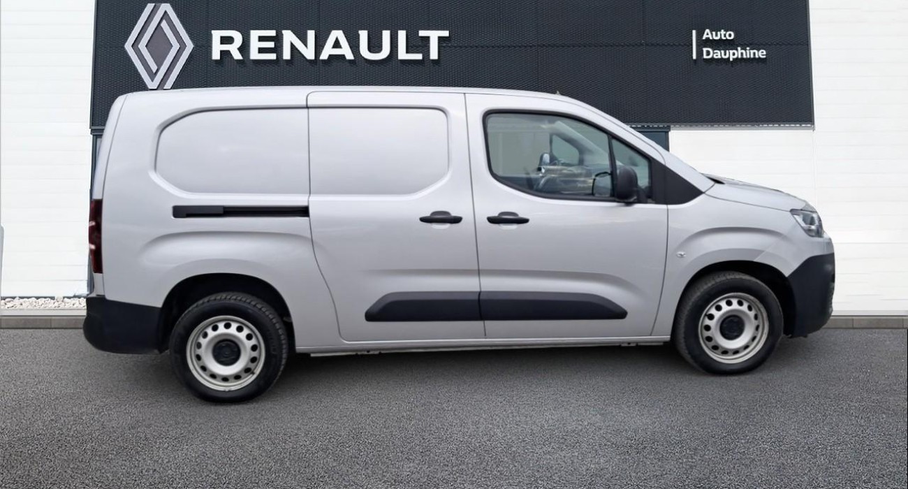 Citroen BERLINGO XL 950 BLUEHDI 130 S&S BVM6 CLUB 4