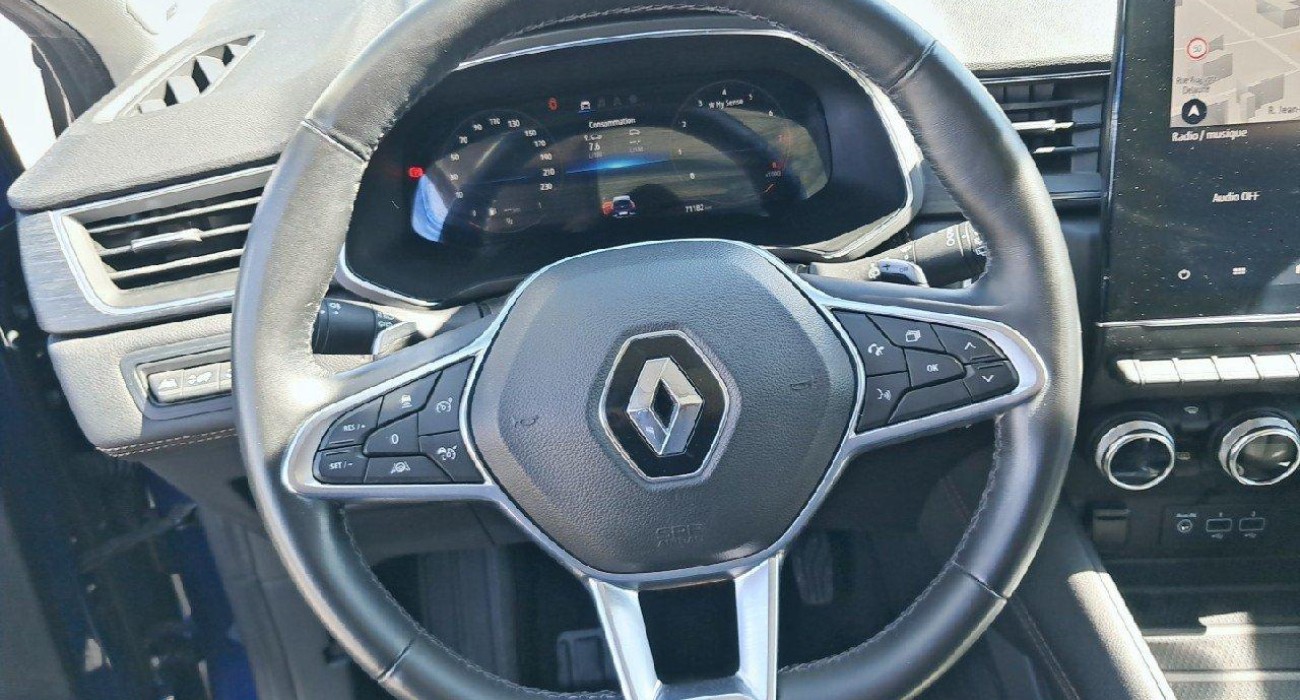 Renault CAPTUR TCe 155 EDC FAP Initiale Paris 6