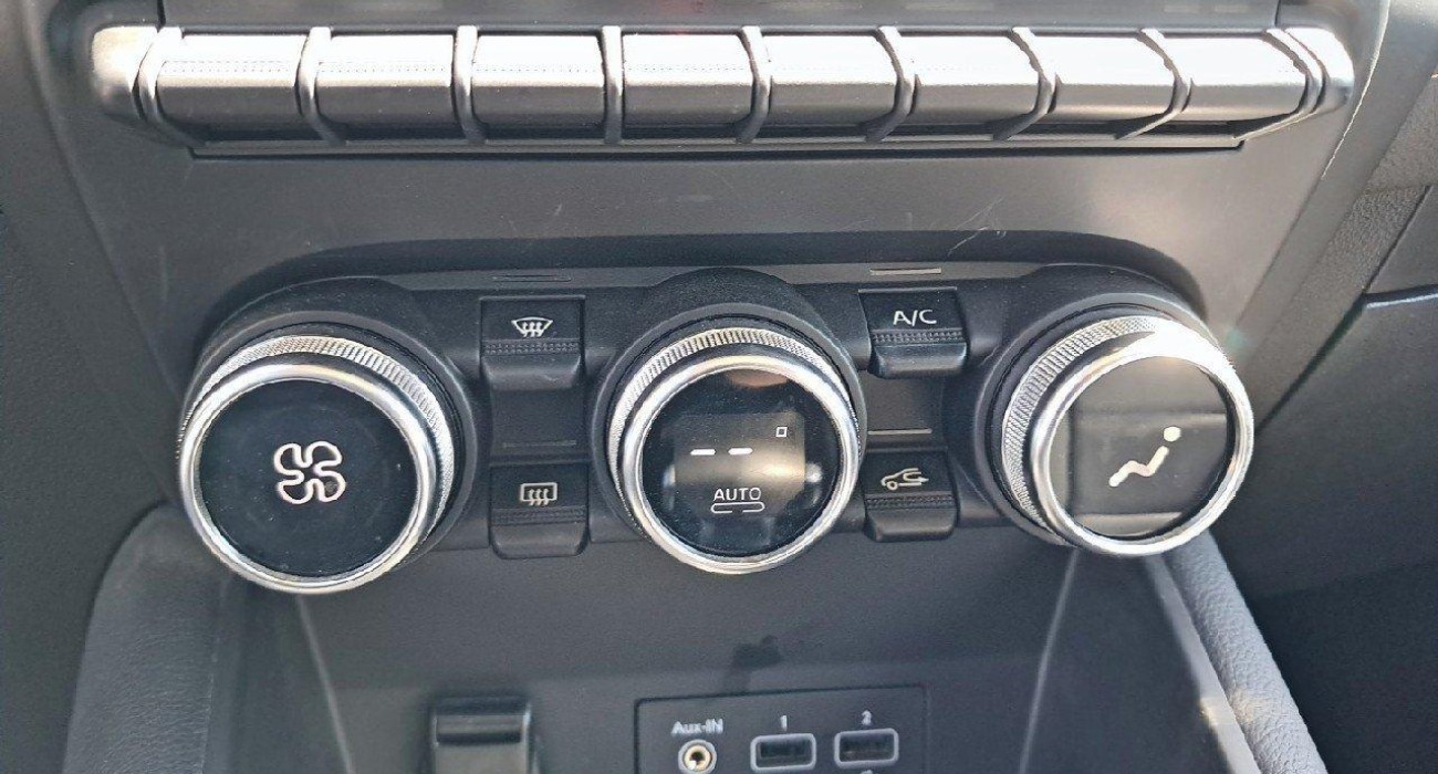 Renault CAPTUR TCe 155 EDC FAP Initiale Paris 7
