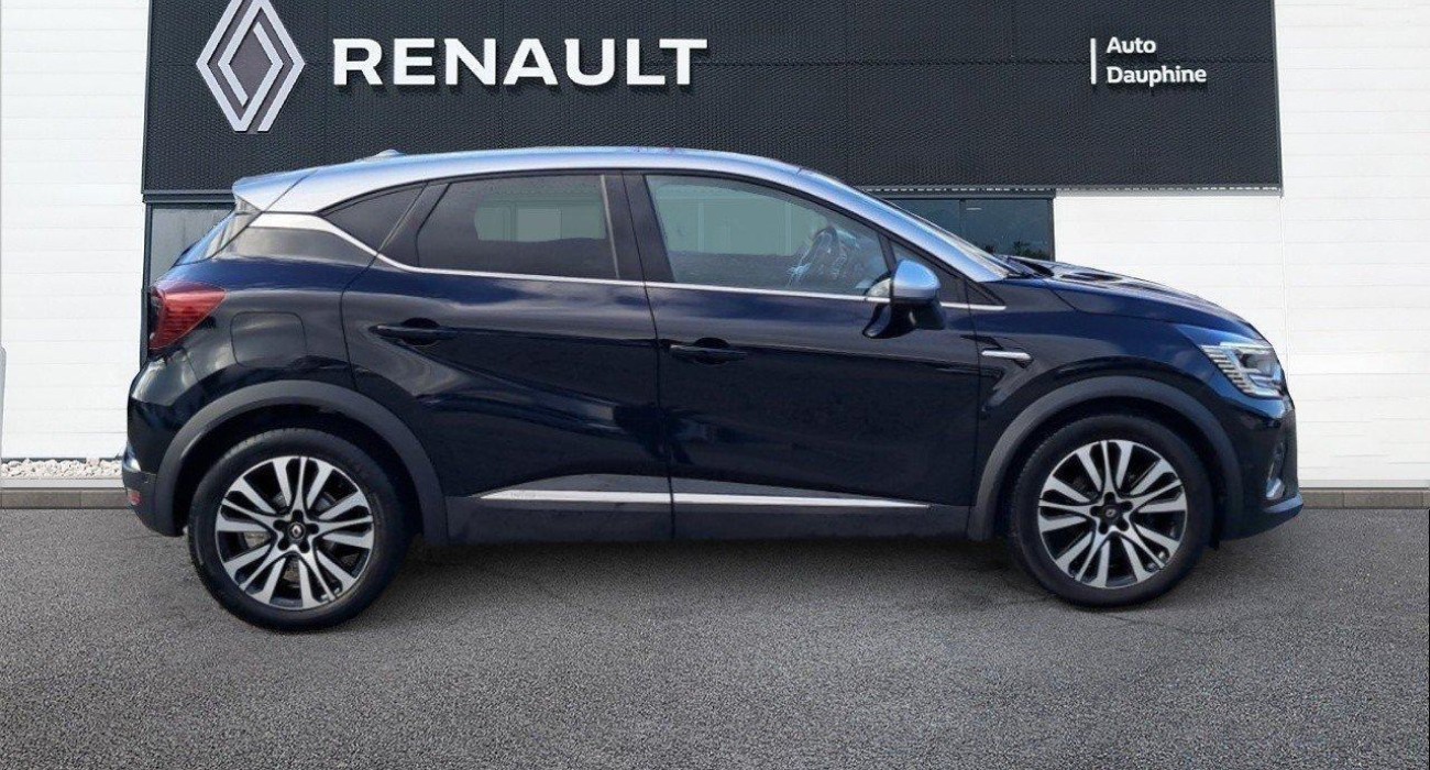 Renault CAPTUR TCe 140 EDC Initiale Paris 2