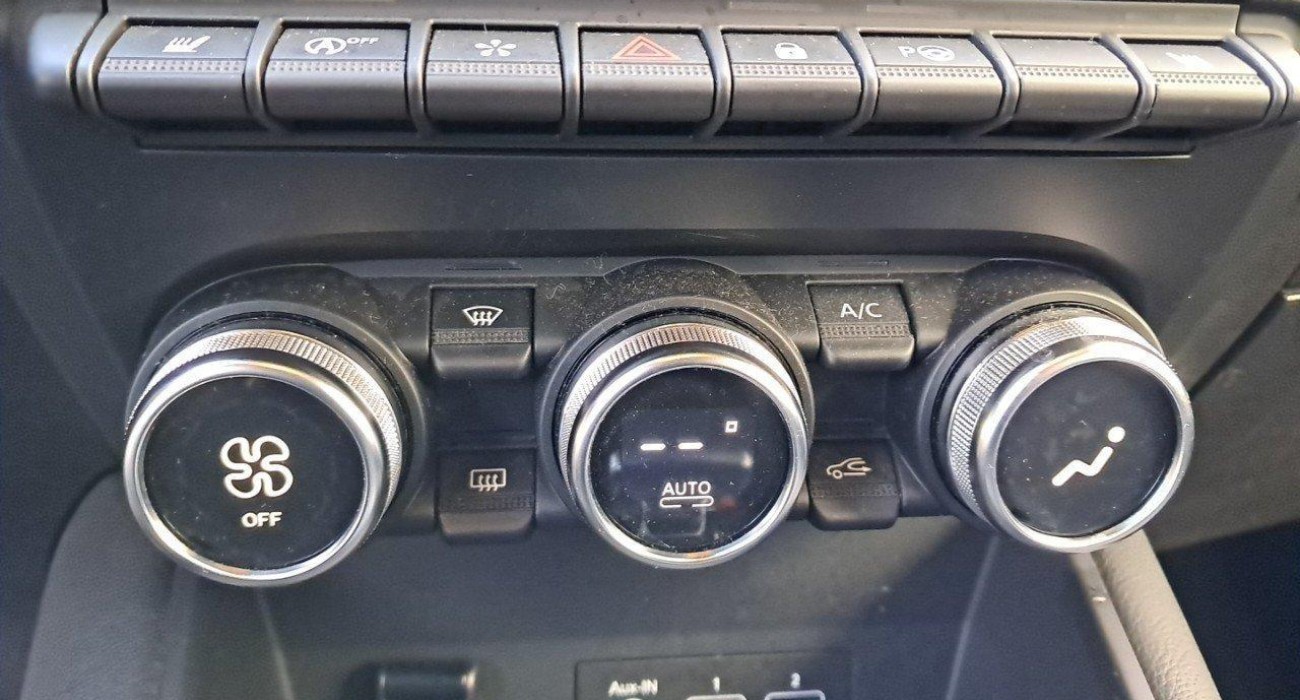 Renault CAPTUR TCe 140 EDC Initiale Paris 7