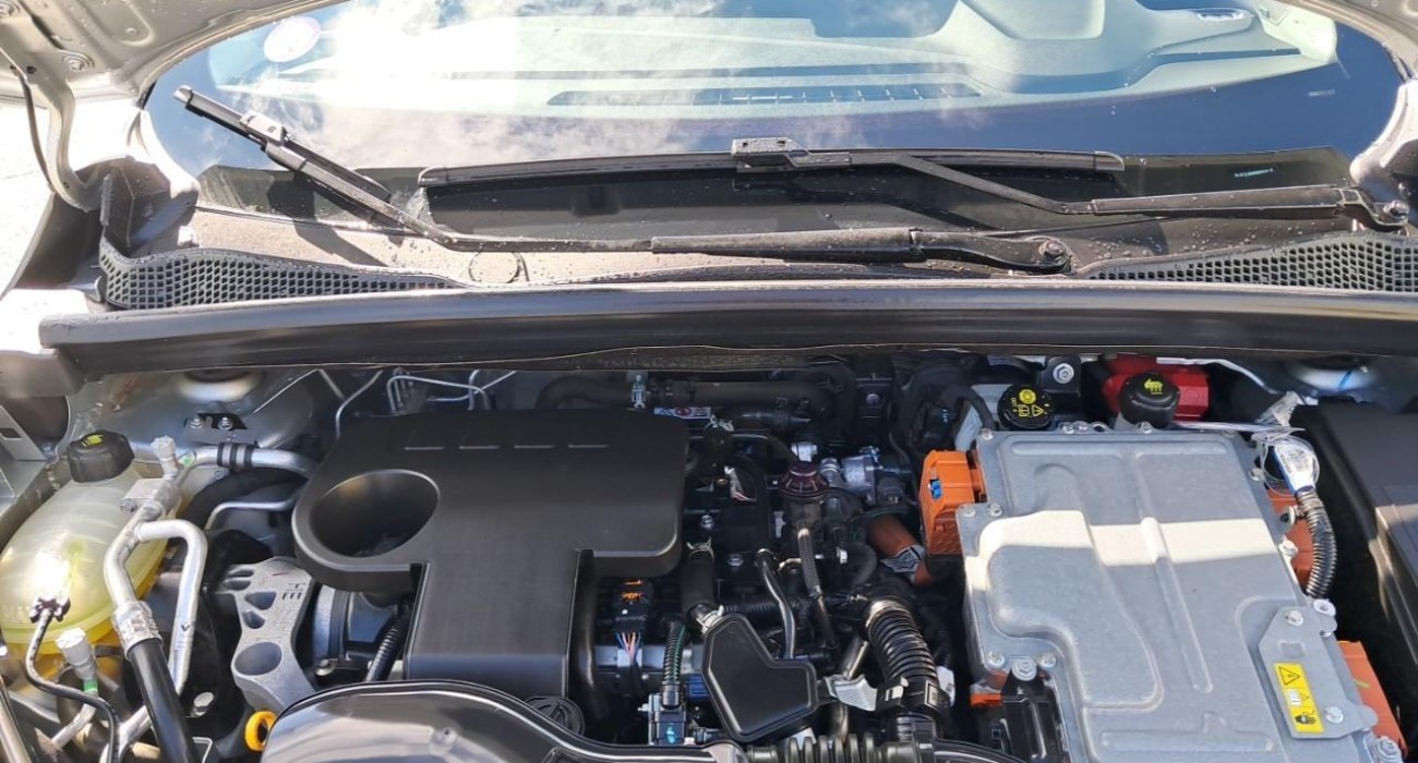 Renault CAPTUR E-Tech Plug-in 160 Initiale Paris 8