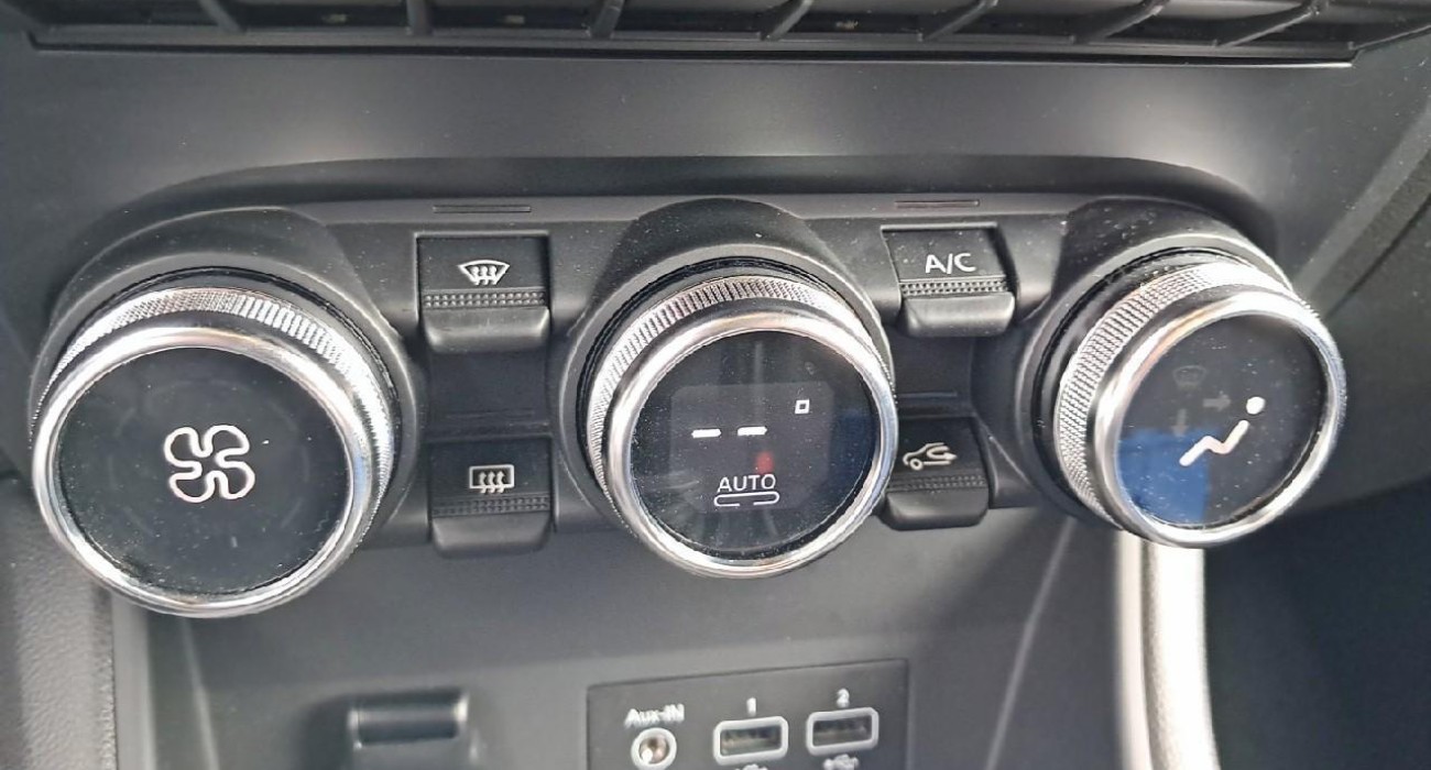 Renault CAPTUR TCe 100 GPL - 21 Intens 9