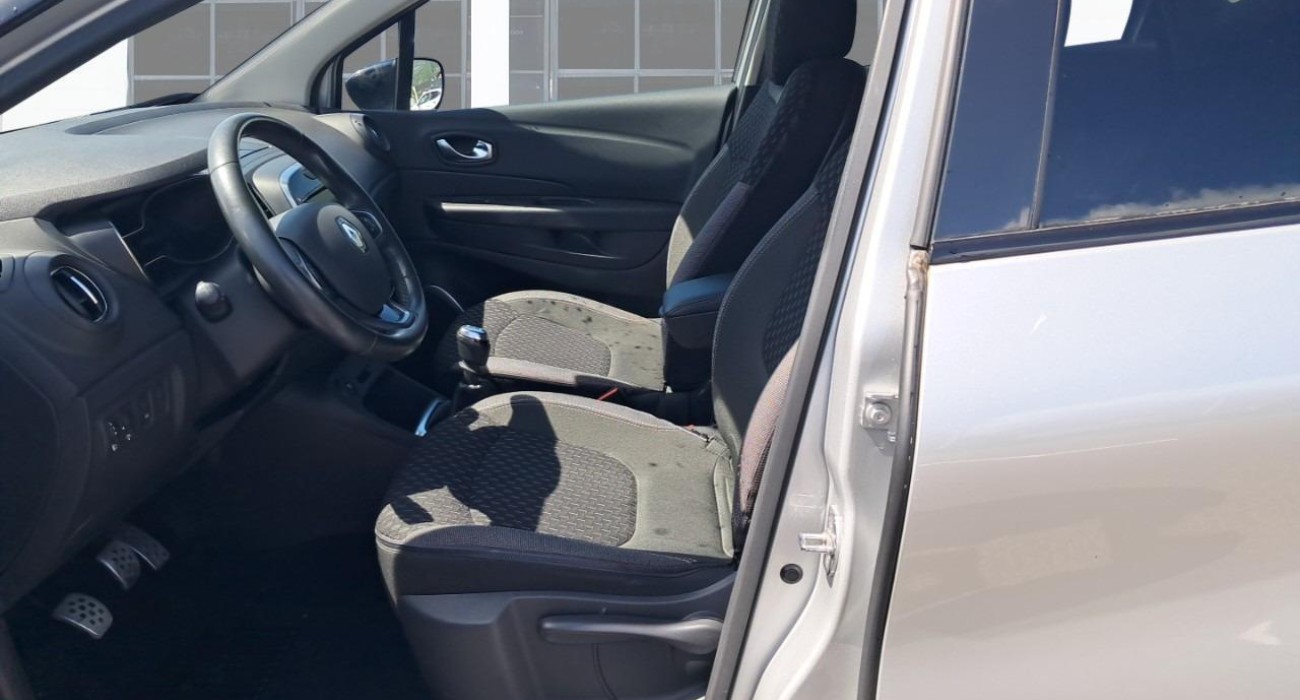 Renault CAPTUR TCe 120 Energy Intens 10