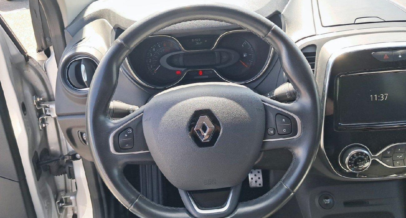 Renault CAPTUR TCe 120 Energy Intens 6