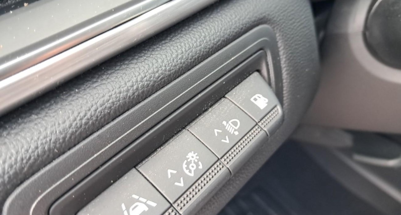 Renault CAPTUR E-Tech Plug-in 160 Intens 15