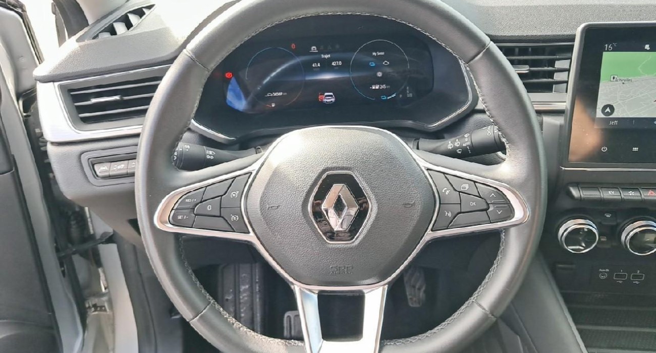 Renault CAPTUR E-Tech Plug-in 160 Intens 6
