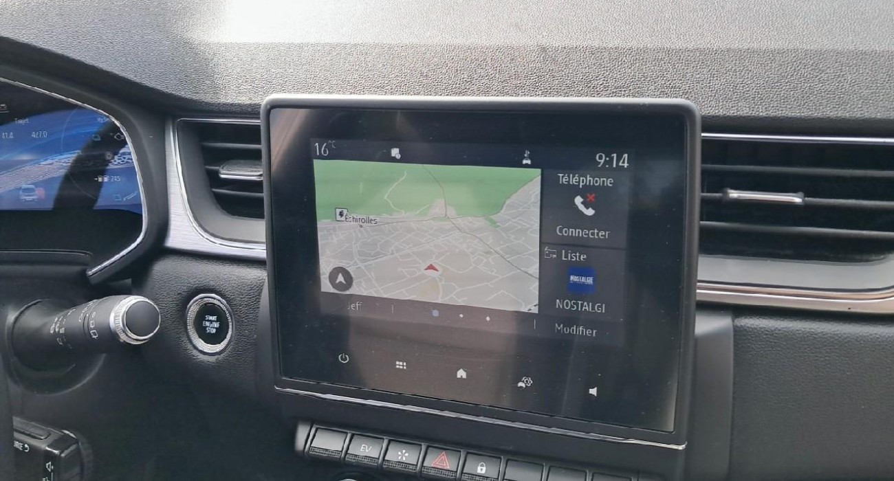 Renault CAPTUR E-Tech Plug-in 160 Intens 8