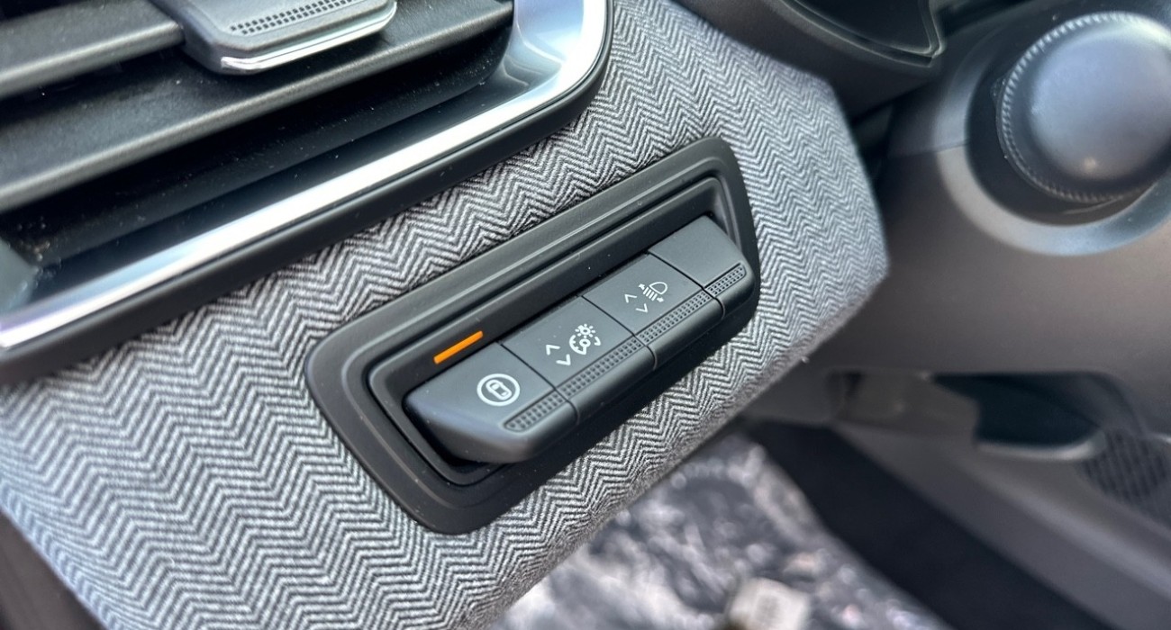 Renault CLIO techno TCe 90 14