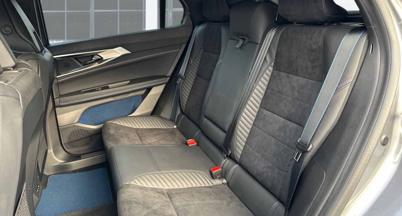 Renault RAFALE esprit Alpine full hybrid E-Tech 200 12