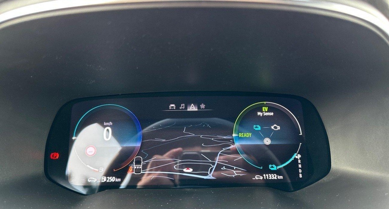 Renault CLIO Clio E-Tech full hybrid 145 Techno 6