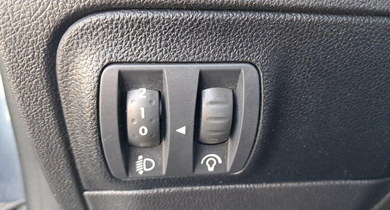 Renault MEGANE Mégane IV Berline Blue dCi 115 EDC - 20 Intens 15