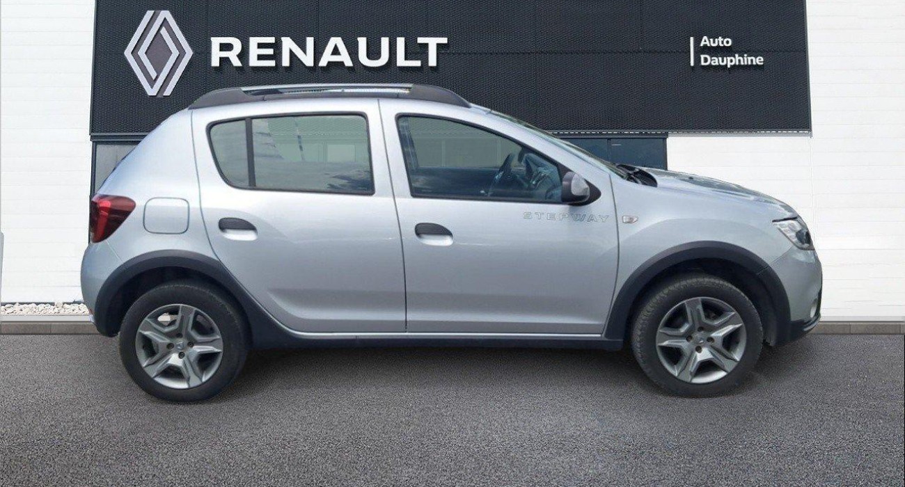 Dacia SANDERO ECO-G 100 Stepway 2