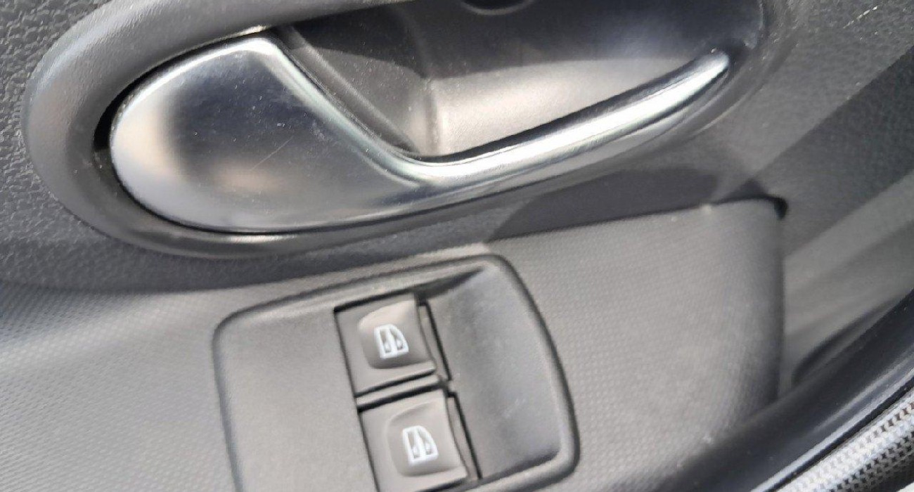 Dacia SANDERO ECO-G 100 Stepway 9