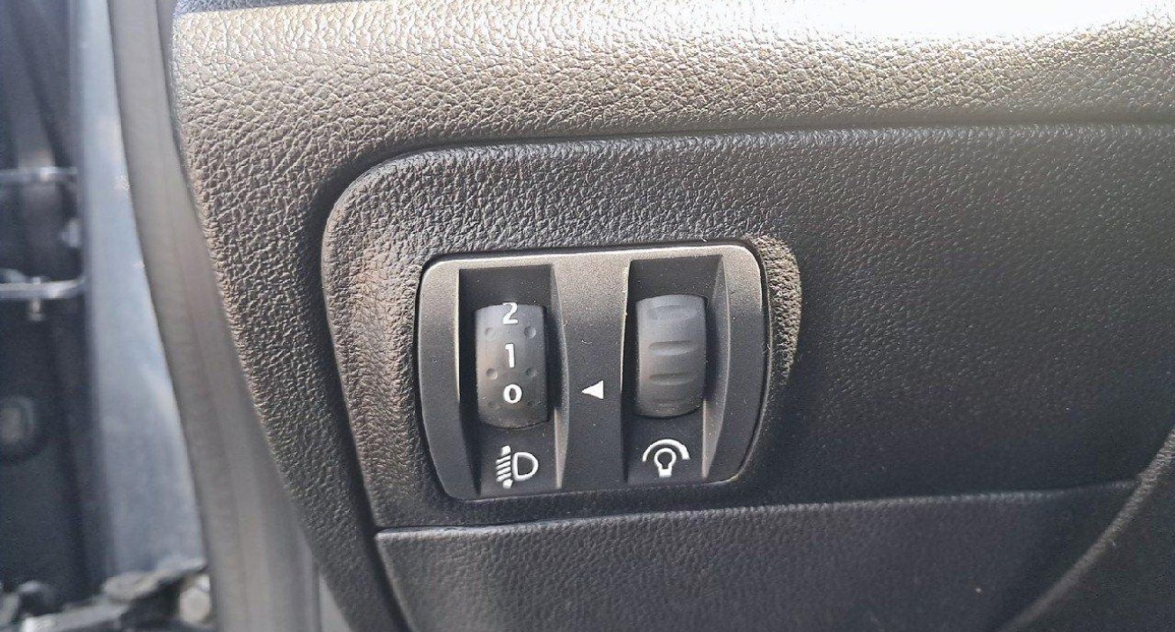 Renault MEGANE Megane IV Berline Blue dCi 115 EDC Evolution 15