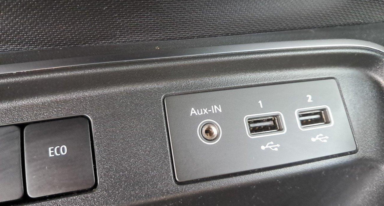 Renault TWINGO Twingo III E-Tech Techno 15