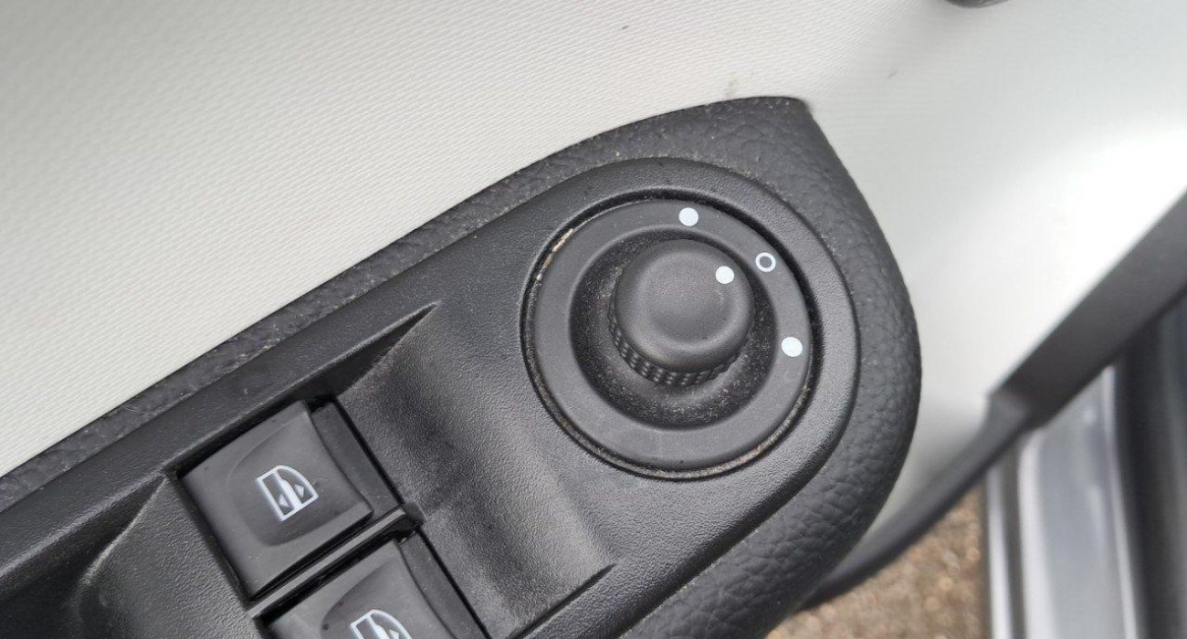 Renault TWINGO Twingo III E-Tech Techno 9