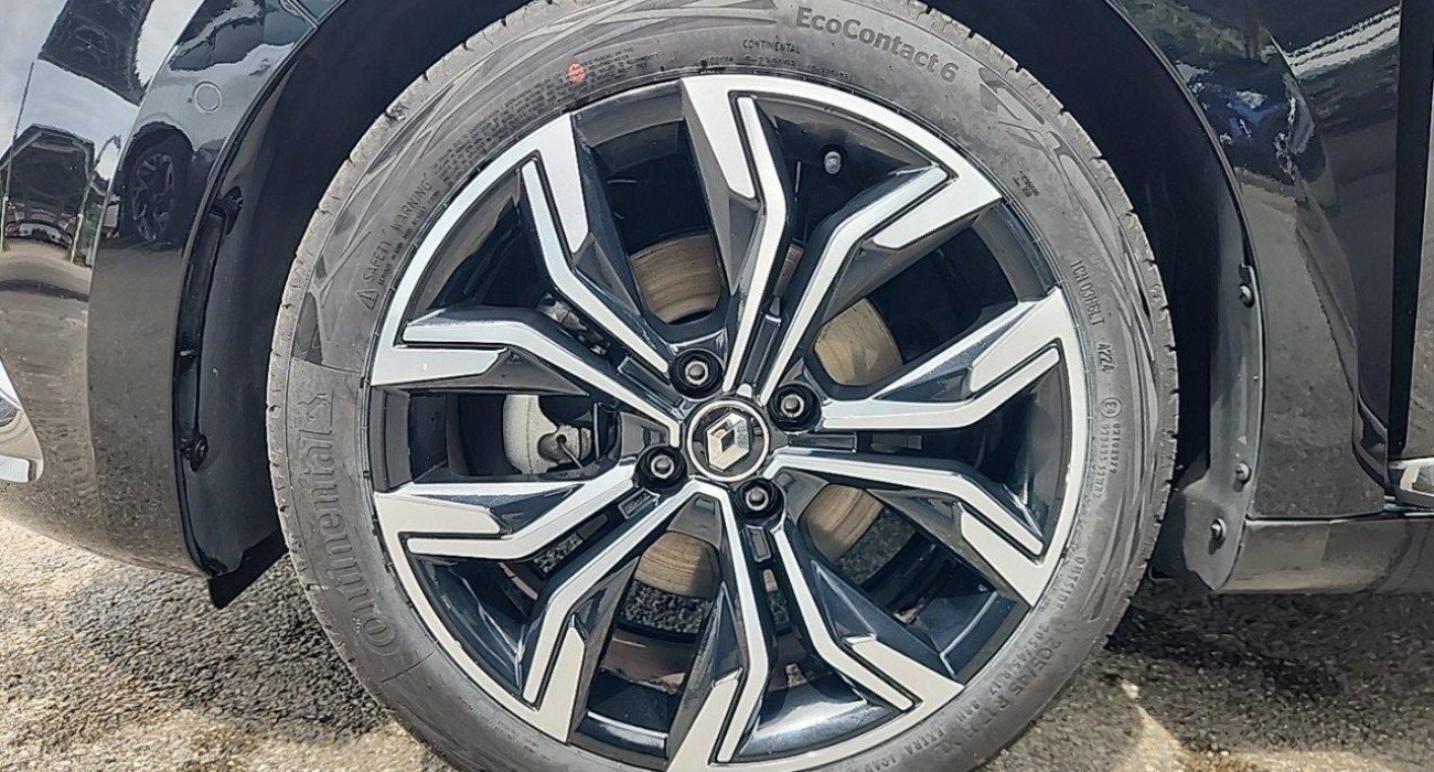 Renault CLIO Clio E-Tech 140 Intens 13