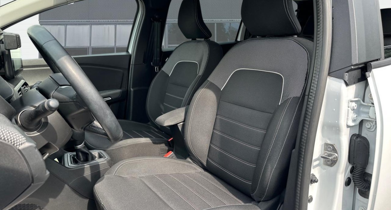 Dacia JOGGER Hybrid 140 7 places Extreme 10